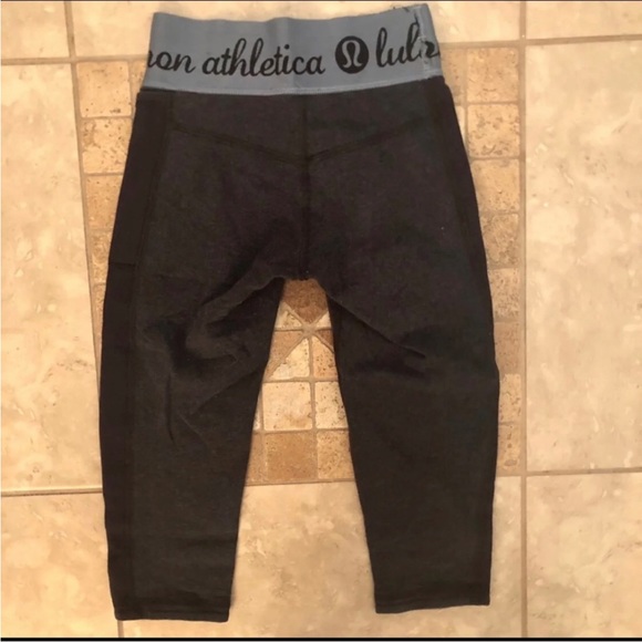 Lululemon naval blue denim inner essence crop practice cotton legging logo waist - Picture 3 of 7